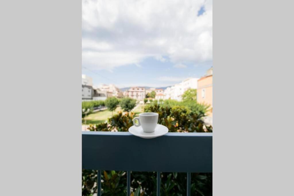Belajo Central Apartment And Jacuzzi !! Volos Bagian luar foto